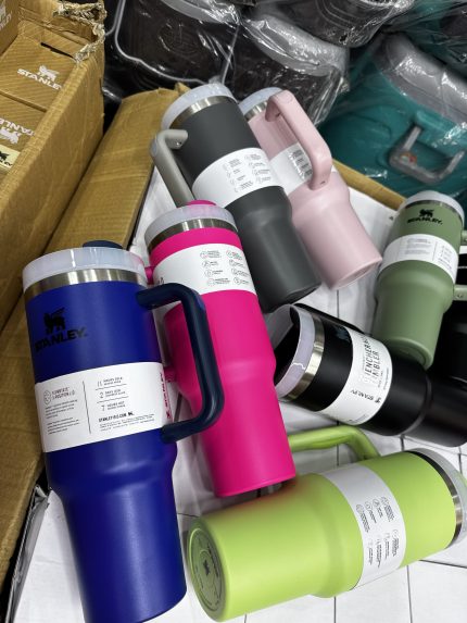 Ember gift item Stanley flask Small size
Big size